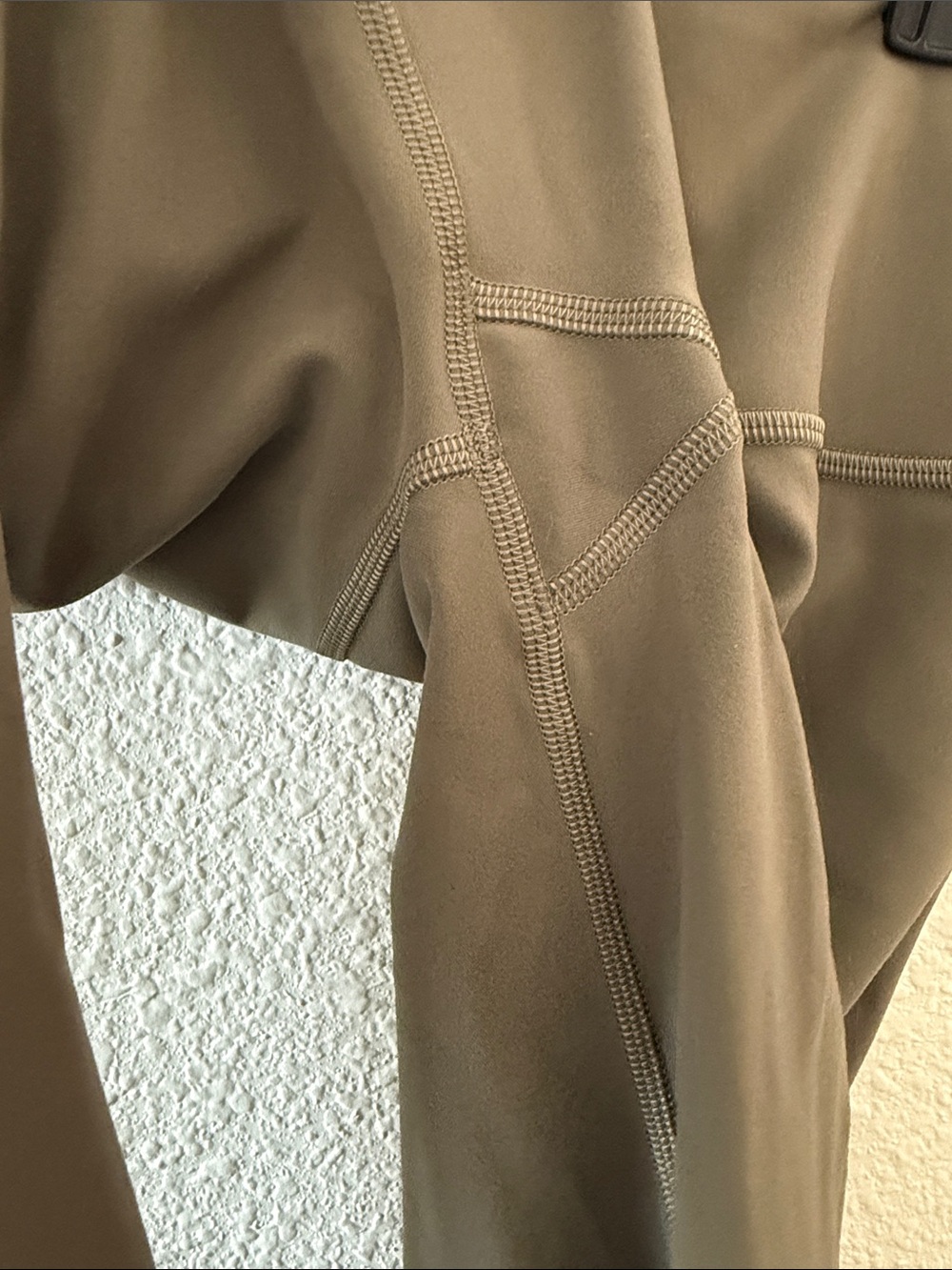 Lululemon Leggings Size 4 Olive Green - Picture 4 of 6